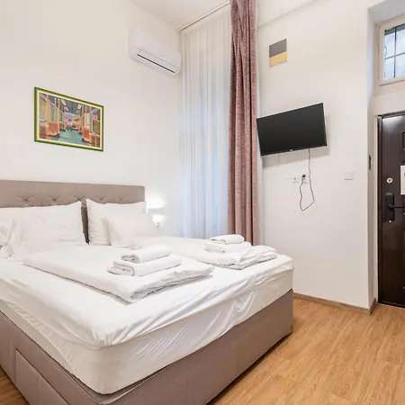 Apartmán Klauzal Luxury Studio K21 *